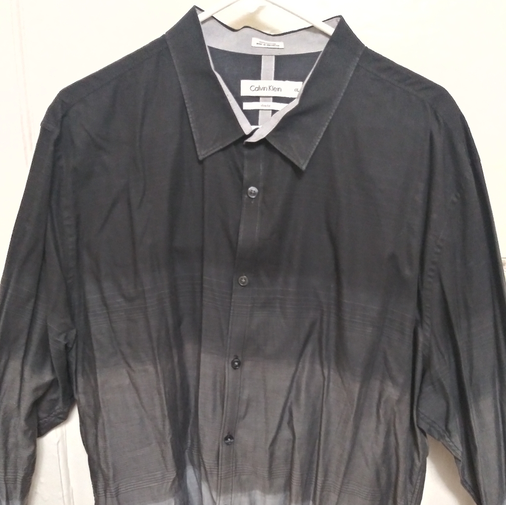 Calvin Klein mens l/s button down shirt